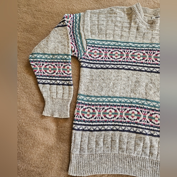 Vintage 417 by Van Heusen Sweater - Picture 3 of 7